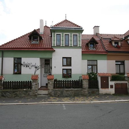 Pension Grant Lux Znojmo Kültér fotó